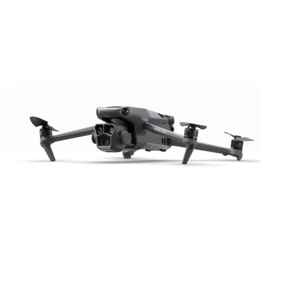 DJI Mavic 3 Pro Fly More Combo (DJI RC) DJI Mavic 3 Pro Fly More Combo (DJI RC)
